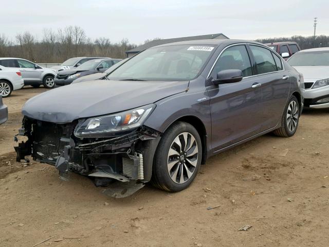 1HGCR6F54FA010446 - 2015 HONDA ACCORD HYB GRAY photo 2