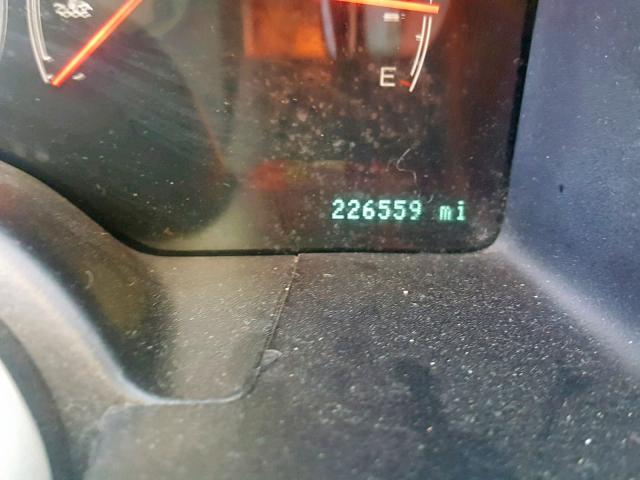 5LMFU27RX4LJ13000 - 2004 LINCOLN NAVIGATOR Blanc photo 8