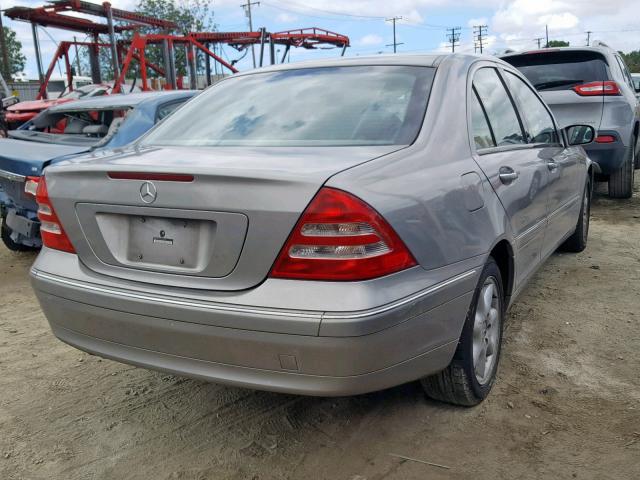 WDBRF61J74F552273 - 2004 MERCEDES-BENZ C 240 GRAY photo 4