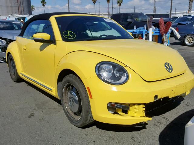 3VW5P7AT6DM803916 - 2013 VOLKSWAGEN BEETLE YELLOW photo 1