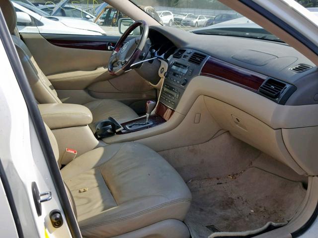 JTHBF30G920050368 - 2002 LEXUS ES 300 WHITE photo 5