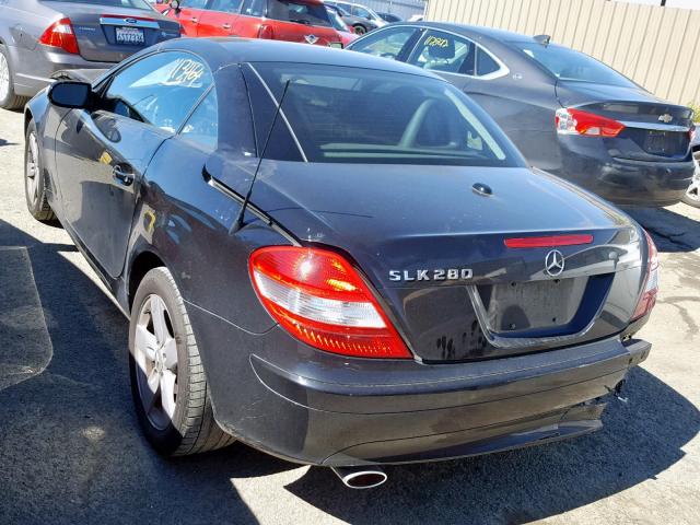 WDBWK54F57F148053 - 2007 MERCEDES-BENZ SLK 280 BLACK photo 3