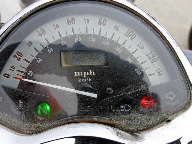 1HFSC52063A007968 - 2003 HONDA VT1300 S TWO TONE photo 8