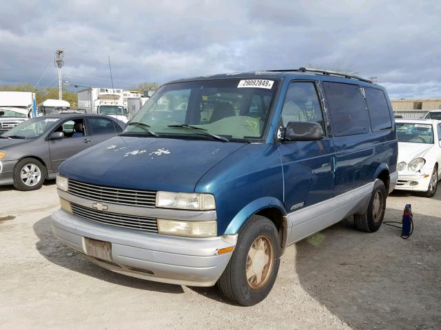 1GNDM19W0YB139250 - 2000 CHEVROLET ASTRO GREEN photo 2