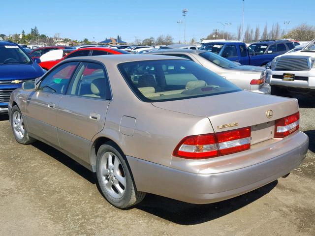 JT8BF28G610339821 - 2001 LEXUS ES 300 BEIGE photo 3