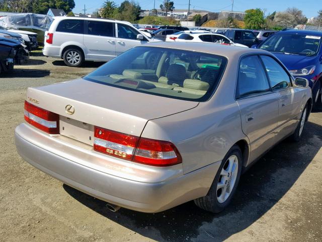 JT8BF28G610339821 - 2001 LEXUS ES 300 BEIGE photo 4