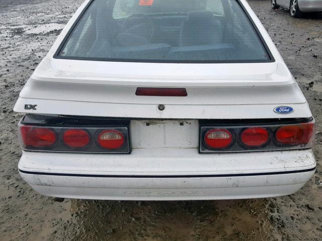 1FACP41MXNF168398 - 1992 FORD MUSTANG LX WHITE photo 10