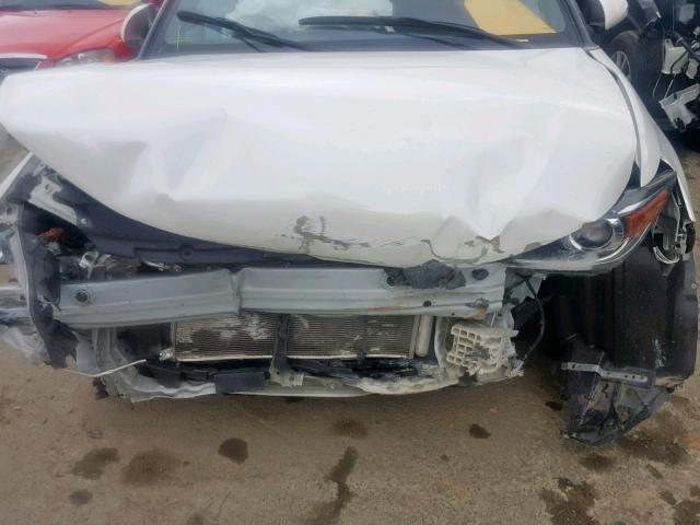 JTKJF5C77FJ012425 - 2015 TOYOTA SCION TC WHITE photo 7