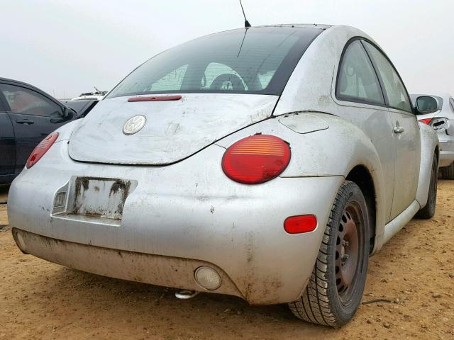 3VWCP21CX2M434629 - 2002 VOLKSWAGEN NEW BEETLE ვერცხლისფერი ფოტო 4