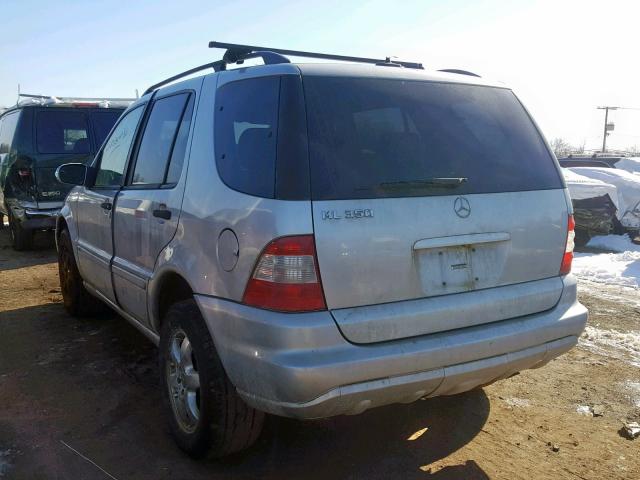 4JGAB57E23A406952 - 2003 MERCEDES-BENZ ML 350 SILVER photo 3