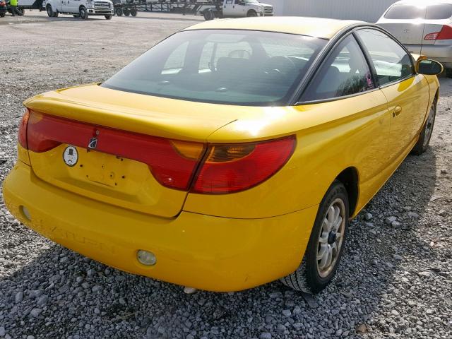 1G8ZY12751Z308207 - 2001 SATURN SC2 YELLOW photo 4