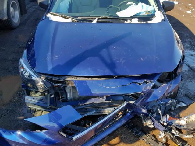 4S3GTAA61H3733893 - 2017 SUBARU IMPREZA BLUE photo 7