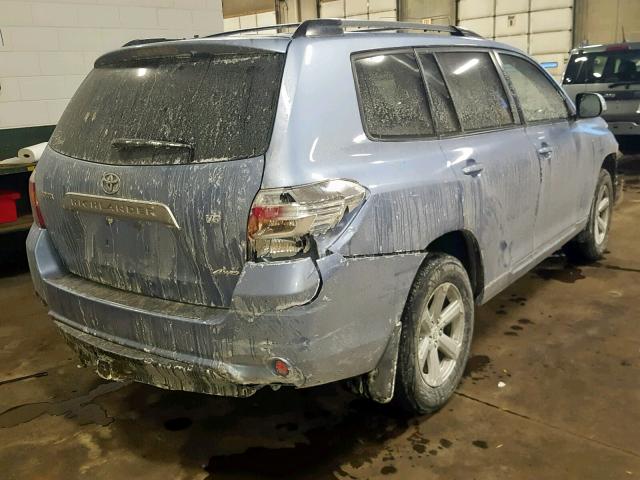 JTEES41A482048448 - 2008 TOYOTA HIGHLANDER BLUE photo 4