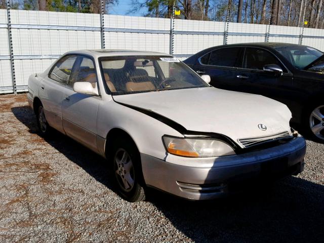 JT8GK13T9R0044420 - 1994 LEXUS ES 300 WHITE photo 1