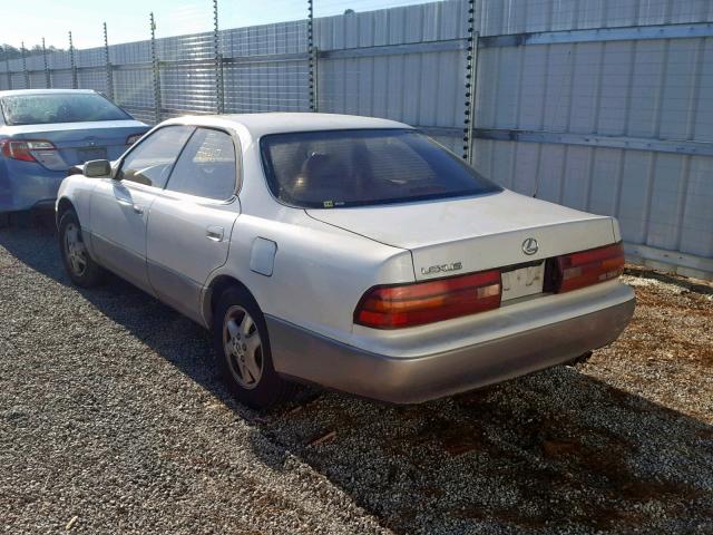 JT8GK13T9R0044420 - 1994 LEXUS ES 300 WHITE photo 3