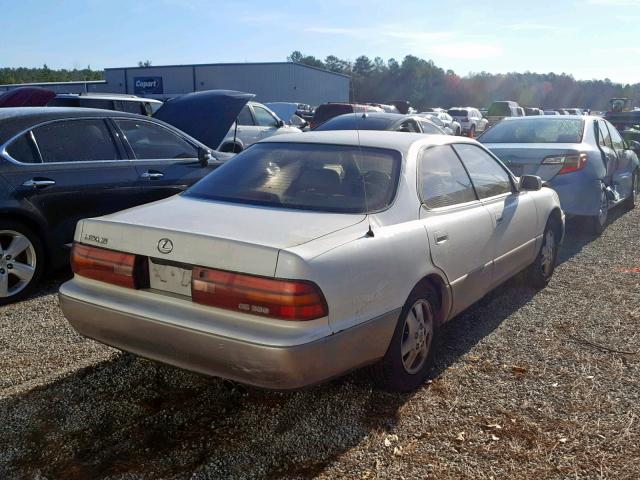 JT8GK13T9R0044420 - 1994 LEXUS ES 300 WHITE photo 4