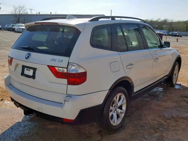 WBXPC93439WJ25659 - 2009 BMW X3 XDRIVE3 WHITE photo 4