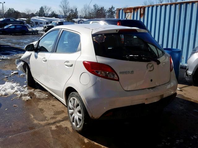 JM1DE1KZ9E0183815 - 2014 MAZDA MAZDA2 SPO WHITE photo 3