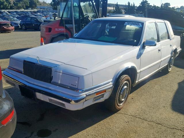 1C3XC66R7LD894949 - 1990 CHRYSLER NEW YORKER WHITE photo 2