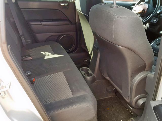 1J4NF1FB0BD210672 - 2011 JEEP COMPASS SP Күміс фото 6