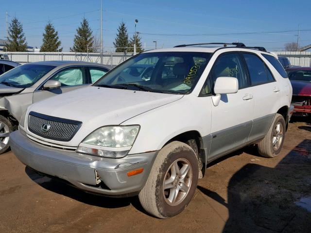 JTJHF10U610224110 - 2001 LEXUS RX WHITE photo 2