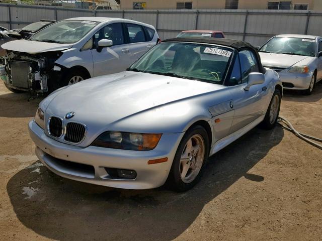 4USCH7329TLB65847 - 1996 BMW Z3 1.9 SILVER photo 2