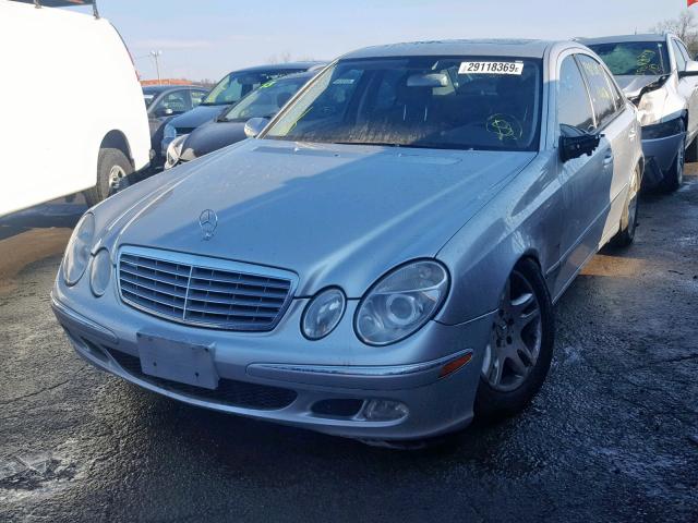 WDBUF65J03A282416 - 2003 MERCEDES-BENZ E 320 SILVER photo 2