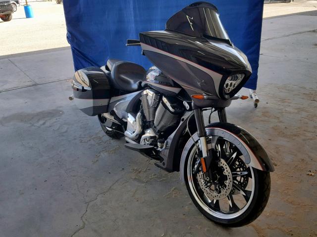 5VPYW36N8G3054596 - 2016 VICTORY MOTORCYCLES MAGNUM TWO TONE photo 1