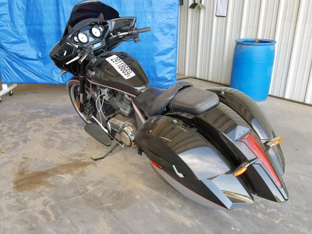 5VPYW36N8G3054596 - 2016 VICTORY MOTORCYCLES MAGNUM TWO TONE photo 3