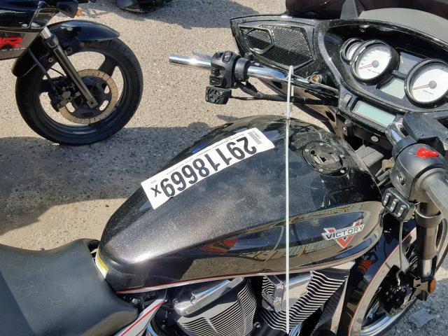 5VPYW36N8G3054596 - 2016 VICTORY MOTORCYCLES MAGNUM TWO TONE photo 5