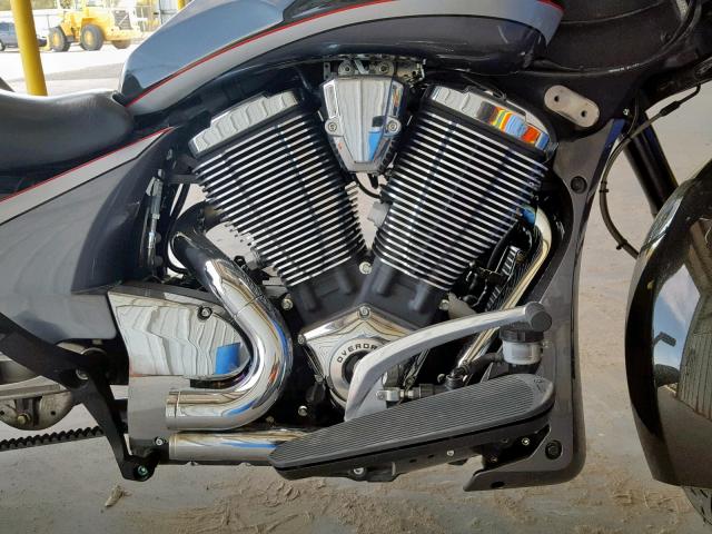 5VPYW36N8G3054596 - 2016 VICTORY MOTORCYCLES MAGNUM TWO TONE photo 7