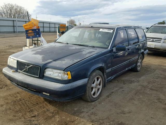 YV1LW5510S2132462 - 1995 VOLVO 850 BASE TEAL photo 2