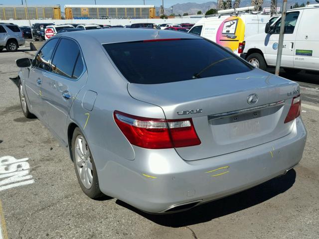 JTHGL46F675009614 - 2007 LEXUS LS 460L SILVER photo 3