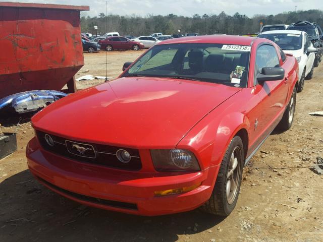 1ZVFT80N975240136 - 2007 FORD MUSTANG RED photo 2