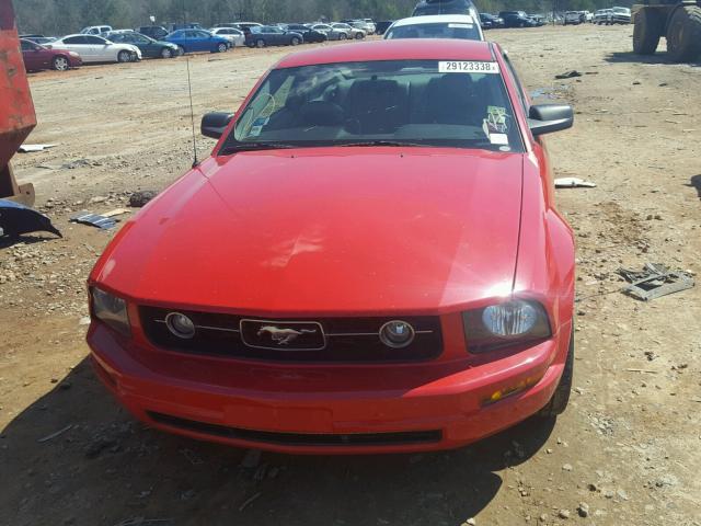 1ZVFT80N975240136 - 2007 FORD MUSTANG RED photo 9