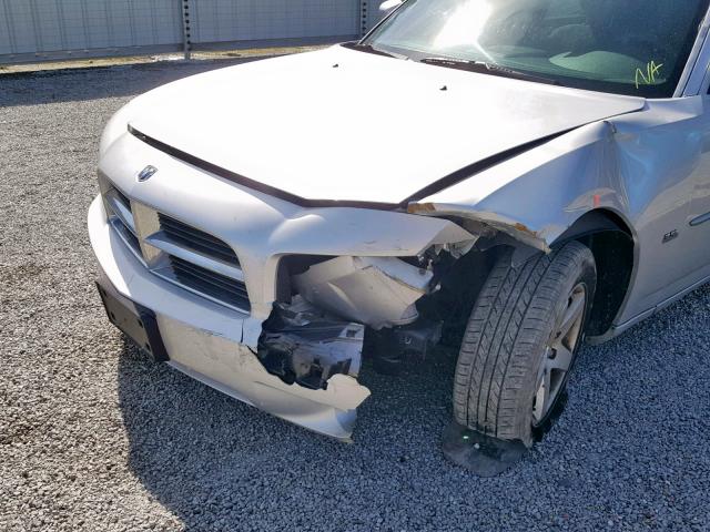 2B3CA3CV4AH312100 - 2010 DODGE CHARGER SX SILVER photo 9