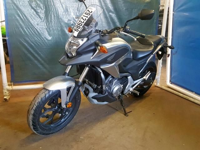 JH2RC6354CK000379 - 2012 HONDA NC700X GRAY photo 2