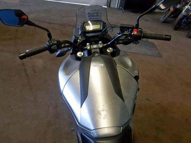 JH2RC6354CK000379 - 2012 HONDA NC700X GRAY photo 5