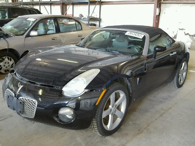 1G2MB33B16Y106773 - 2006 PONTIAC SOLSTICE BLACK photo 2