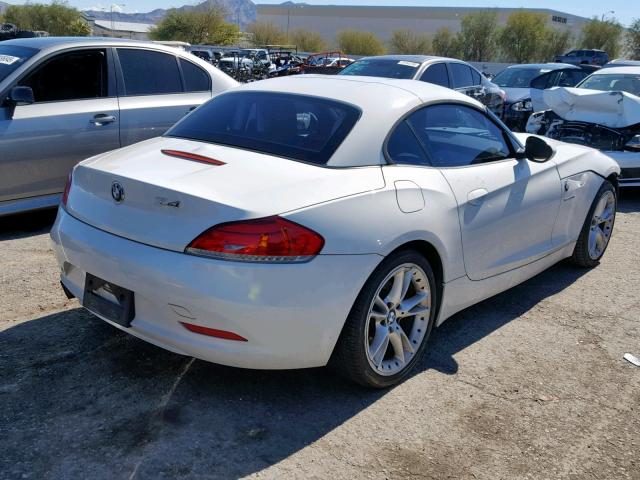 WBALM53599E376733 - 2009 BMW Z4 SDRIVE3 WHITE photo 4