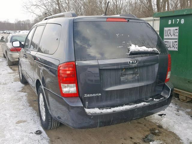 KNDMG4C73C6473812 - 2012 KIA SEDONA LX GRAY photo 3