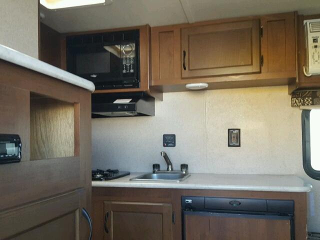 1UJBJ0AG8F17D0271 - 2015 JAYCO TRVL TRL WHITE photo 5