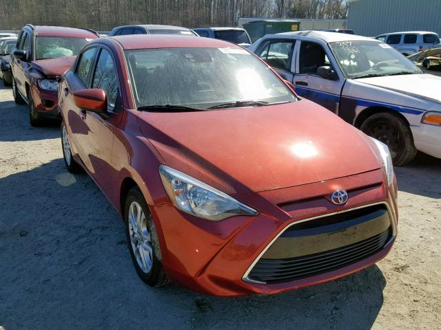 3MYDLBYV3JY326131 - 2018 TOYOTA YARIS IA RED photo 1