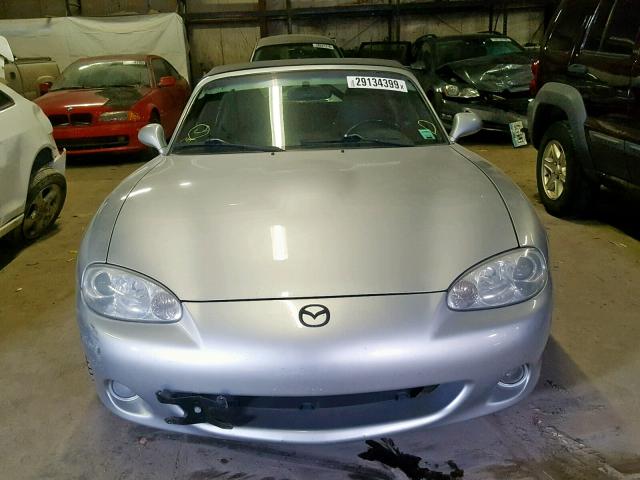 JM1NB353230306402 - 2003 MAZDA MX-5 MIATA SILVER photo 9