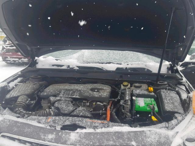 1G11D5RR4DF110794 - 2013 CHEVROLET MALIBU 1LT ნაცრისფერი ფოტო 7