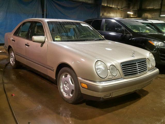 WDBJF72F8VA165808 - 1997 MERCEDES-BENZ E 420 GOLD photo 1