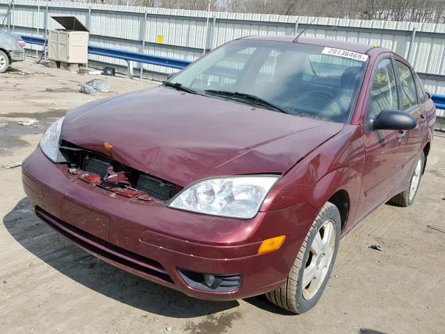 1FAFP34N06W205150 - 2006 FORD FOCUS ZX4 BURGUNDY photo 2