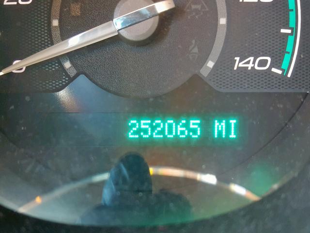 1G1ZC5E17BF147678 - 2011 CHEVROLET MALIBU 1LT GOLD photo 8