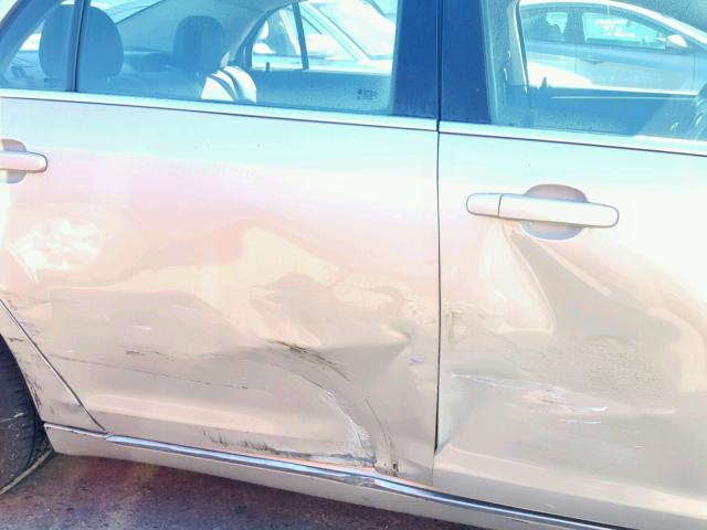 1G1ZC5E17BF147678 - 2011 CHEVROLET MALIBU 1LT GOLD photo 9