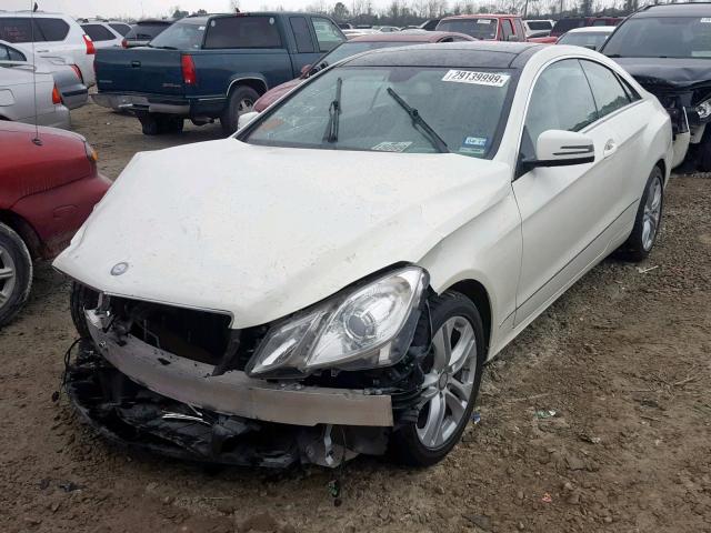 WDDKJ5GBXAF032856 - 2010 MERCEDES-BENZ E 350 WHITE photo 2